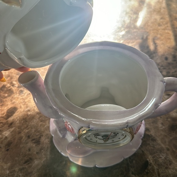 Bunny clock teapot - Picture 2 of 4